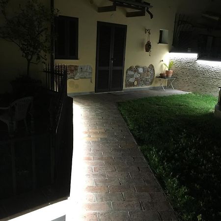 B&B Ginevra Ghizzano Bagian luar foto